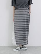【サマンサモスモス/Samansa Mos2】のラメナロースカート 人気、トレンドファッション・服の通販 founy(ファニー) ファッション Fashion レディースファッション Fashion for Women スカート Skirts おすすめ Recommended / Our Picks スニーカー Sneakers, Trainers スポーティ Sporty, Casual Athletic スマート Smart, Elegant スリット Slit, Slit Detail エレガント 上品 Elegant thumbnail ブラック|ID: prp329100004559682 ipo3291000000032724939