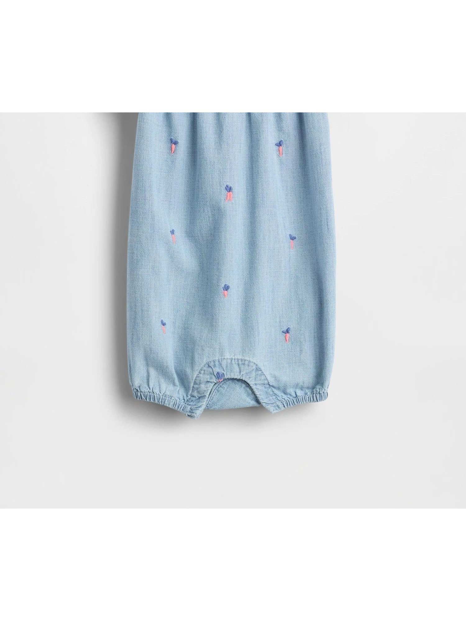 【ギャップ/GAP / KIDS】のピーターラビット(TM) シャンブレー ショートオール (ベビー) インテリア・キッズ・メンズ・レディースファッション・服の通販 founy(ファニー) 　ファッション　Fashion　キッズファッション　KIDS Children’s Clothing　キャラクター　Character　シャンブレー　Chambray　ショート　Short　ベビー　Baby　ラウンド　Round　エレガント 上品　Elegant　CHAMBRAY_PRINT|ID: prp329100004559845 ipo3291000000032608154