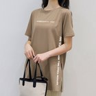 【ミニミニストア/miniministore】のロゴtシャツ レディース 半袖カジュアル 人気、トレンドファッション・服の通販 founy(ファニー) ファッション Fashion レディースファッション WOMEN トップス・カットソー Tops/Tshirt シャツ/ブラウス Shirts/Blouses ロング / Tシャツ T-Shirts シンプル Simple スリット Slit チュニック Tunic プリント Print ボトム Bottom ロング Long 半袖 Short Sleeve 夏 Summer thumbnail モカ|ID: prp329100004559880 ipo3291000000032239053