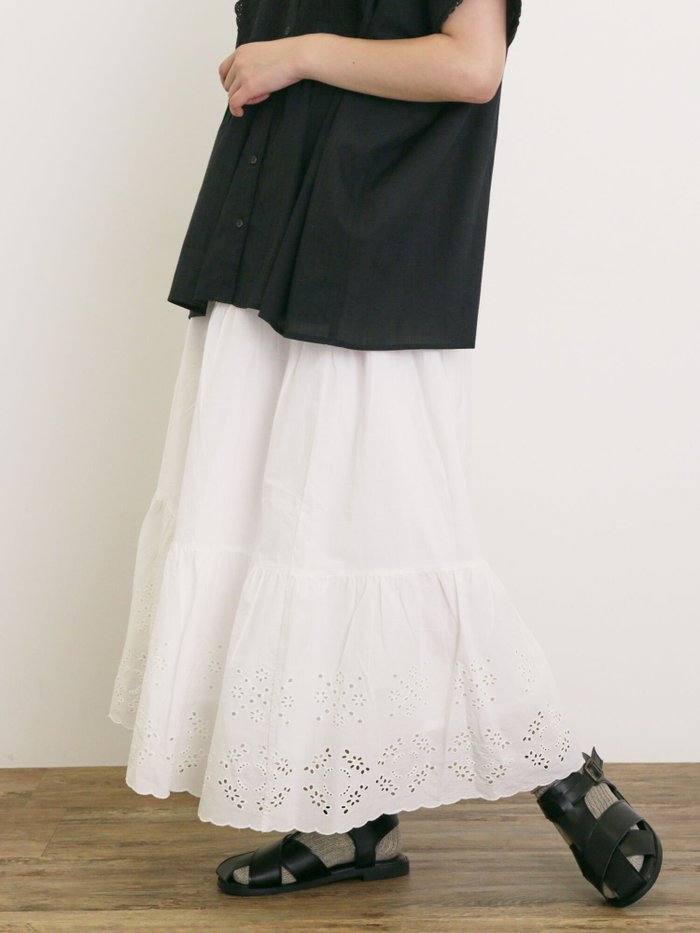 【サマンサモスモス/Samansa Mos2】の裾レースティアードスカート インテリア・キッズ・メンズ・レディースファッション・服の通販 founy(ファニー) https://founy.com/ ファッション Fashion レディースファッション Fashion for Women スカート Skirts ティアードスカート Tiered Skirts カットソー Cut and Sewn Top ギャザー Gathered, Ruffled ティアードスカート Tiered Skirt, Flounced Skirt レース Lace, Lace Fabric エレガント 上品 Elegant |ID: prp329100004559922 ipo3291000000032620724