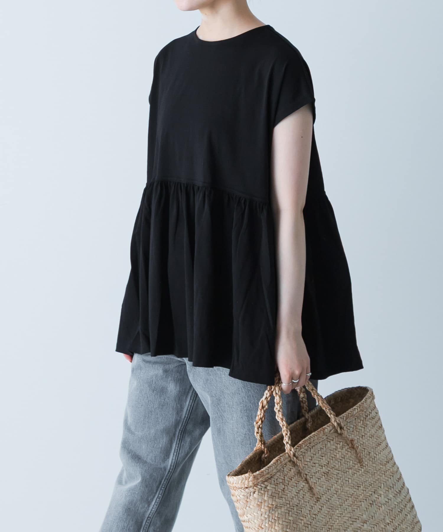 【かぐれ/kagure / URBAN RESEARCH】のウエストギャザーフレンチプルオーバー インテリア・キッズ・メンズ・レディースファッション・服の通販 founy(ファニー) 　ファッション　Fashion　レディースファッション　WOMEN　トップス・カットソー　Tops/Tshirt　プルオーバー　Pullover　2025年　2025　2025春夏・S/S　Ss,Spring/Summer,2025　おすすめ　Recommend　カットソー　Cut And Sew　カーディガン　Cardigan　ギャザー　Gather　ジャケット　Jacket　バランス　Balance　エレガント 上品　Elegant　夏　Summer　S/S・春夏　Ss・Spring/Summer　BLACK|ID: prp329100004559966 ipo3291000000032316616