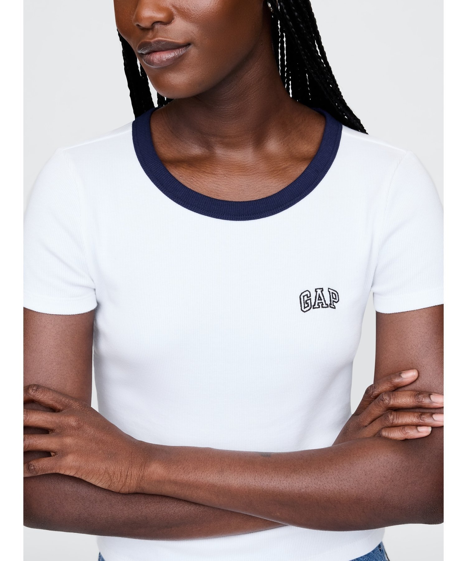 【ギャップ/GAP】のリブ クロップド GAPロゴTシャツ インテリア・キッズ・メンズ・レディースファッション・服の通販 founy(ファニー) 　ファッション　Fashion　レディースファッション　WOMEN　トップス・カットソー　Tops/Tshirt　シャツ/ブラウス　Shirts/Blouses　ロング / Tシャツ　T-Shirts　クロップド　Cropped　ショート　Short　ストレート　Straight　半袖　Short Sleeve　WHITE_NAVY_COMBO|ID: prp329100004560028 ipo3291000000032240278