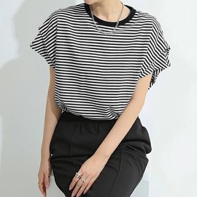 【ミニミニストア/miniministore】のショルダータックTシャツ レディース半袖 人気、トレンドファッション・服の通販 founy(ファニー) ファッション Fashion レディースファッション WOMEN トップス・カットソー Tops/Tshirt シャツ/ブラウス Shirts/Blouses ロング / Tシャツ T-Shirts ショルダー Shoulder スリーブ Sleeve フレンチ French ボーダー Border 半袖 Short Sleeve 夏 Summer ビジネス 仕事 通勤 Business |ID:prp329100004560097