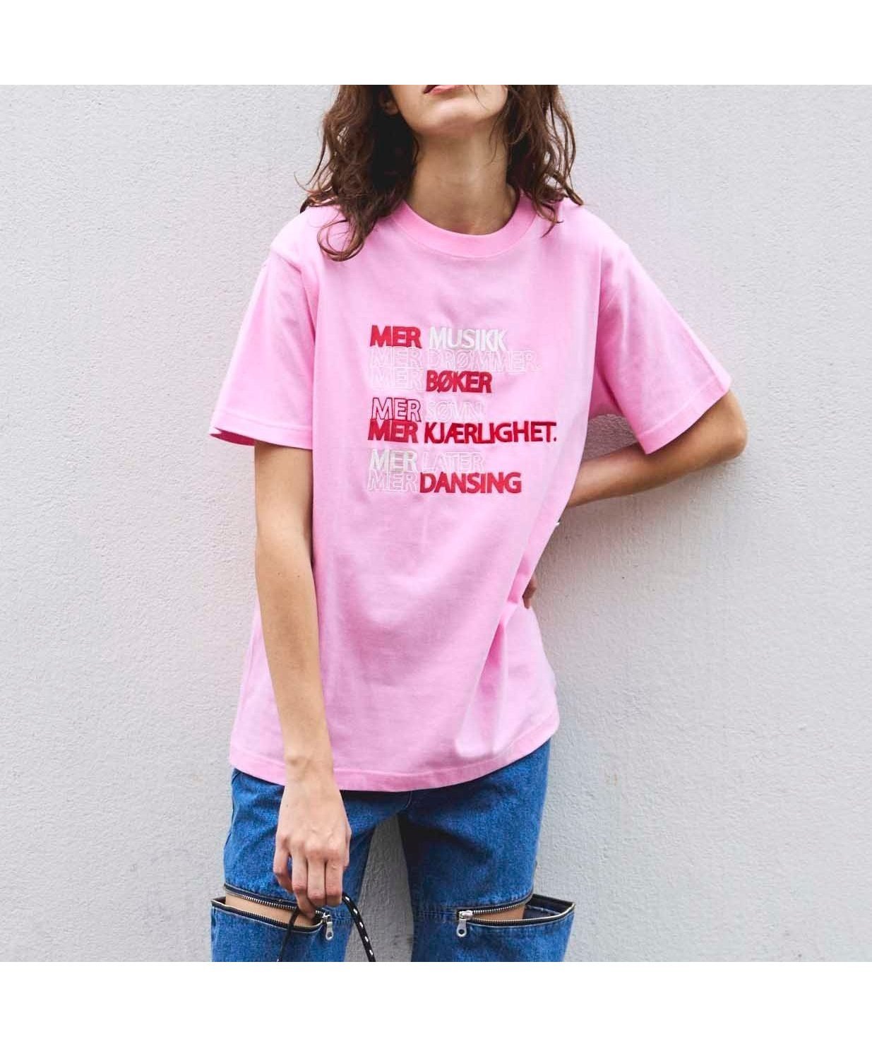【メゾンスペシャル/MAISON SPECIAL】のLOVE LIFF Embroidery T-shirt インテリア・キッズ・メンズ・レディースファッション・服の通販 founy(ファニー) 　ファッション　Fashion　レディースファッション　Fashion for Women　トップス・カットソー　Cut & Sew Tops　シャツ・ブラウス・オフィスカジュアル　Elegant Blouses & Button-Ups　ロングTシャツ・Tシャツ　Longline T-Shirts & Tees　エンブロイダリー　Embroidery Design　トレンド　Trend, Trending Now　バランス　Balance, Style Balance　フォルム　Silhouette, Form　ロング　Long, Long-Length　PNK|ID: prp329100004560201 ipo3291000000033437260