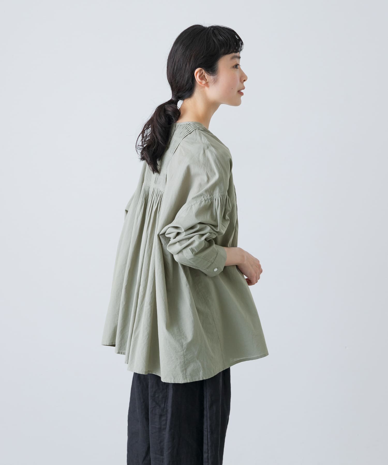 【かぐれ/kagure / URBAN RESEARCH】のコットンピンタックブラウス インテリア・キッズ・メンズ・レディースファッション・服の通販 founy(ファニー) 　ファッション　Fashion　レディースファッション　WOMEN　トップス・カットソー　Tops/Tshirt　シャツ/ブラウス　Shirts/Blouses　2025年　2025　2025春夏・S/S　Ss,Spring/Summer,2025　インド　India　カフス　Cuffs　キャミワンピース　Cami Dress　夏　Summer　S/S・春夏　Ss・Spring/Summer　長袖　Long Sleeve　SAGE|ID: prp329100004560214 ipo3291000000032318615