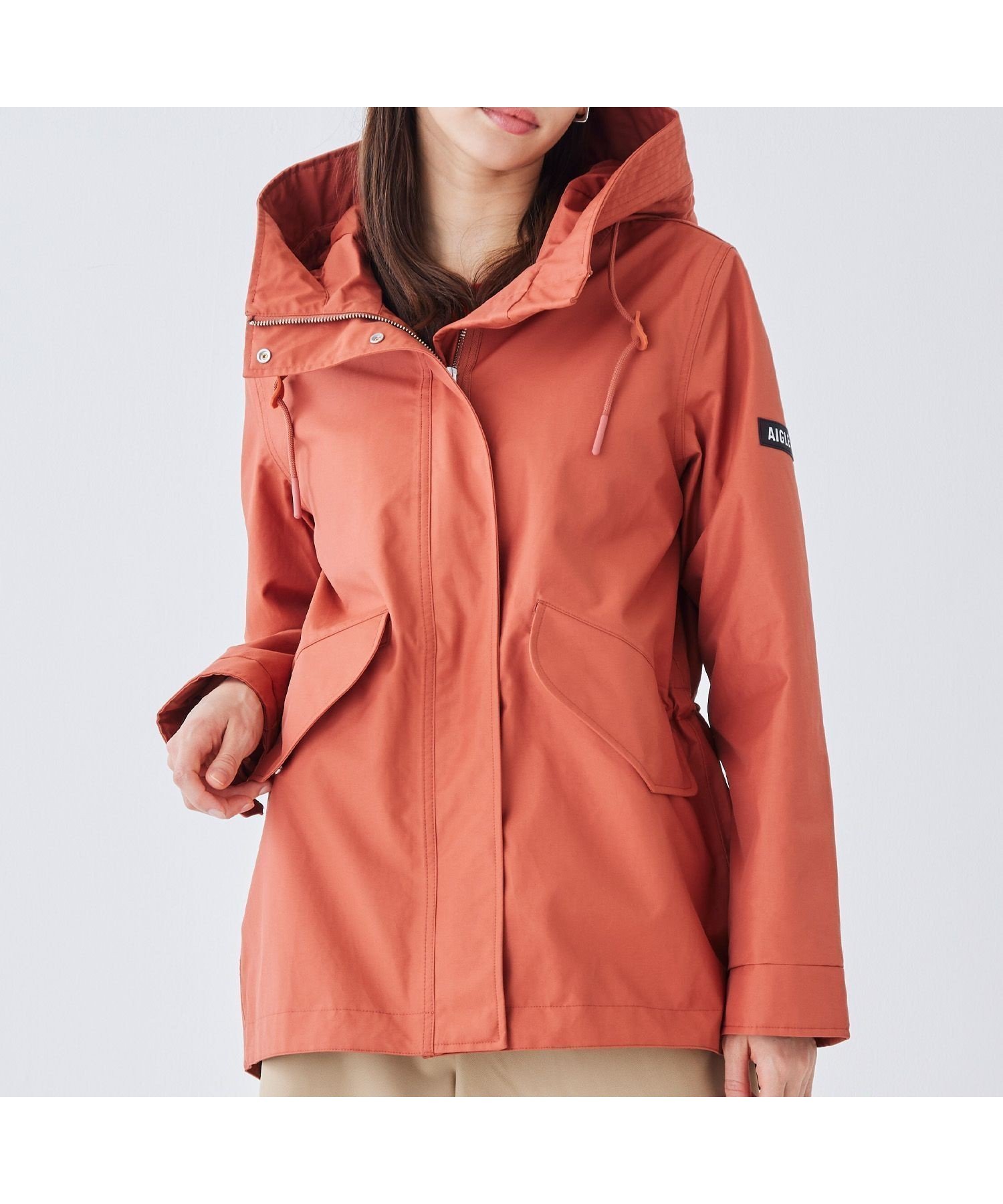 【エーグル/AIGLE】の透湿防水 フィッシュテールフーデッドジャケット / マウンテンパーカー インテリア・キッズ・メンズ・レディースファッション・服の通販 founy(ファニー) 　ファッション　Fashion　レディースファッション　WOMEN　アウター　Coat Outerwear　ジャケット　Jackets　エレガント 上品　Elegant　シンプル　Simple　ジャケット　Jacket　ドローコード　Draw Cord　ドローストリング　Drawstring　ハンド　Hand　パーカー　Hoodie　フィット　Fit　フラップ　Flap　ポケット　Pocket　ミドル　Middle　レギュラー　Regular　定番　Standard　ブリック|ID: prp329100004560263 ipo3291000000032242169