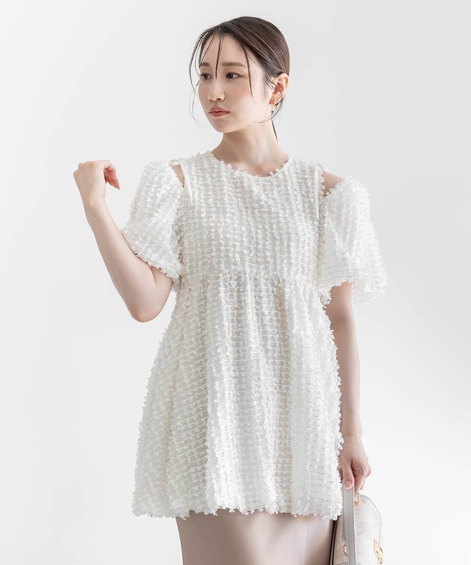 【ランダ/RANDA】の2WAYスリーブバブルヘムブラウス インテリア・キッズ・メンズ・レディースファッション・服の通販 founy(ファニー) 　ファッション　Fashion　レディースファッション　WOMEN　トップス・カットソー　Tops/Tshirt　シャツ/ブラウス　Shirts/Blouses　おすすめ　Recommend　ストレート　Straight　トレンド　Trend　バランス　Balance　フェミニン　Feminine　フリンジ　Fringe　今季　This Season　切替　Switching　WHITE|ID: prp329100004560267 ipo3291000000032242203