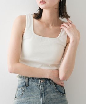 【センスオブプレイス/SENSE OF PLACE by URBAN RESEARCH】のスクエアネックカップツキタンクトップ 人気、トレンドファッション・服の通販 founy(ファニー) ファッション Fashion レディースファッション WOMEN 2025年 2025 2025春夏・S/S Ss,Spring/Summer,2025 おすすめ Recommend カーディガン Cardigan シンプル Simple ジャケット Jacket タンク Tank デコルテ Decolletage 夏 Summer S/S・春夏 Ss・Spring/Summer |ID:prp329100004560382