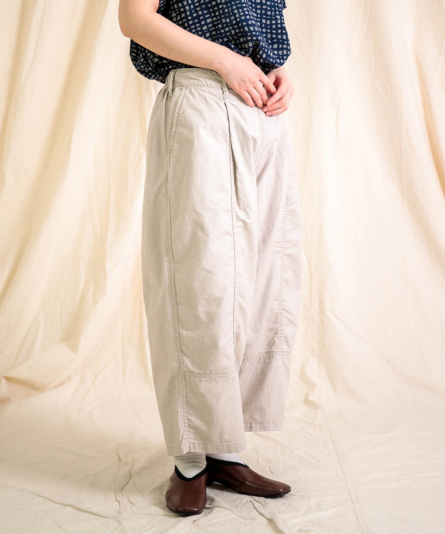 【ドミンゴ/DOMINGO】の綿麻サージ トヌ-パンツ インテリア・キッズ・メンズ・レディースファッション・服の通販 founy(ファニー) 　ファッション　Fashion　レディースファッション　Fashion for Women　パンツ　Pants & Trousers　春　Spring　くるぶし　Ankle-Length　チュニック　Tunic, Long Top　ドレープ　Drape, Draping Fabric　ドローコード　Drawcord, Drawstring Cord　パターン　Pattern, Design Print　楽ちん　Easy Fit, Comfortable　S/S・春夏　SS, Spring/Summer, Warm Season　おすすめ　Recommended / Our Picks　夏　Summer　アイボリー|ID: prp329100004560456 ipo3291000000032715193