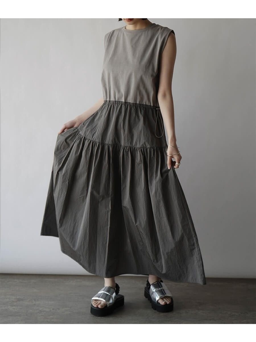 【ラシュッド/LASUD】の異素材切り替えティアードワンピース インテリア・キッズ・メンズ・レディースファッション・服の通販 founy(ファニー)  ファッション Fashion レディースファッション Fashion for Women ワンピース Dresses カットソー Cut and Sewn Top ティアードワンピース Tiered Dress, Flared Dress ドッキング Docking, Mixed Material ポケット Pocket, Pocket Detail チャコールグレー|ID: prp329100004560947 ipo3291000000034394754