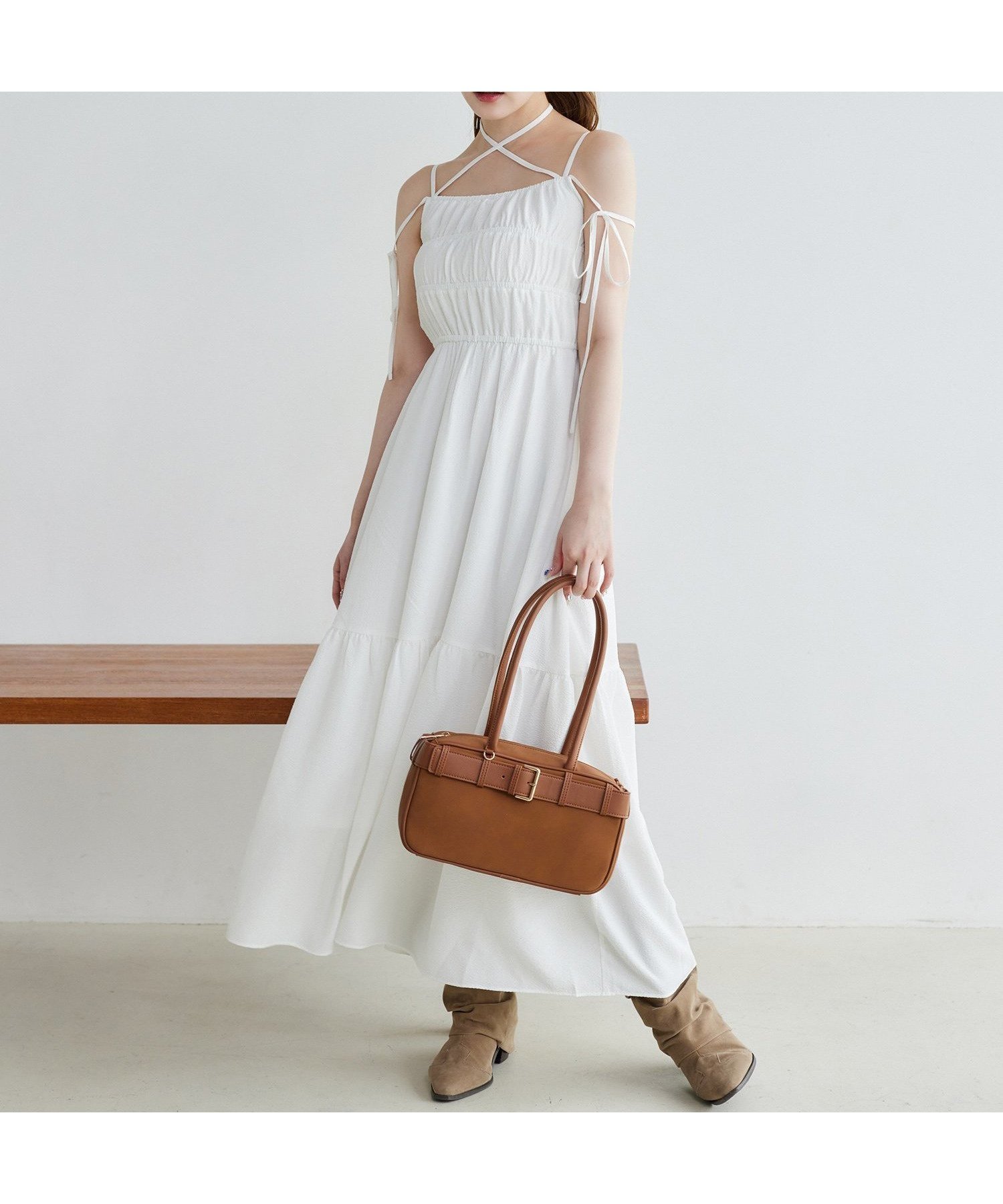 【ナイスクラップ/NICE CLAUP】のシャーリングキャミワンピ インテリア・キッズ・メンズ・レディースファッション・服の通販 founy(ファニー) 　ファッション　Fashion　レディースファッション　Fashion for Women　ワンピース　Dresses　キャミソールワンピース　Camisole Dresses　2025年　2025　2025春夏・S/S　Spring/Summer 2025 SS25　おすすめ　Recommended / Our Picks　とろみ　Fluid, Flowy Fabric　インナー　Innerwear　カーディガン　Cardigan, Knitwear　シャーリング　Shirring, Ruched　夏　Summer　オフホワイト|ID: prp329100004561118 ipo3291000000032763679