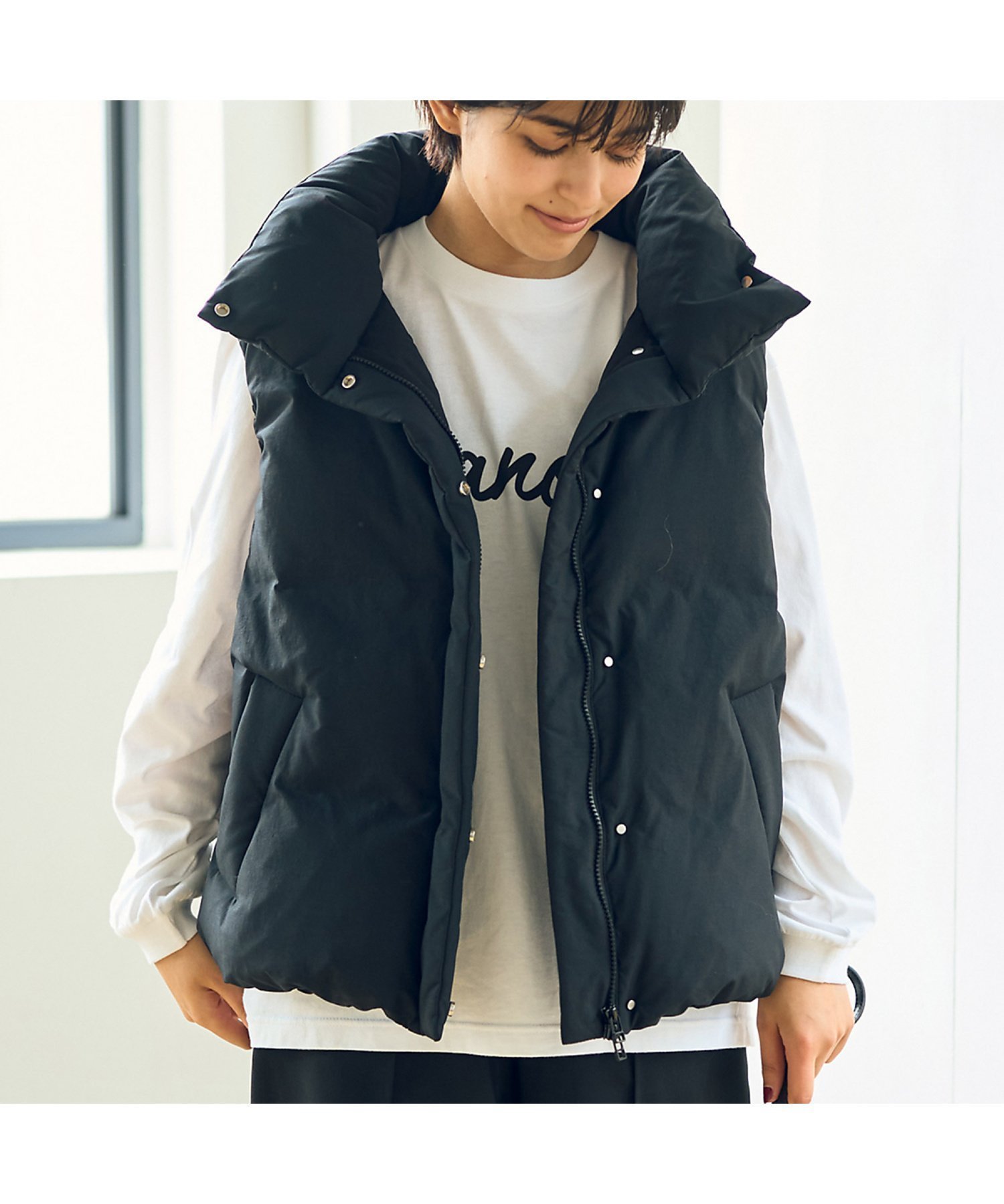 【ルージュヴィフラクレ/Rouge vif la cle】の2WAYフードダウンベスト インテリア・キッズ・メンズ・レディースファッション・服の通販 founy(ファニー) 　ファッション　Fashion　レディースファッション　WOMEN　アウター　Coat Outerwear　トップス・カットソー　Tops/Tshirt　ベスト/ジレ　Gilets/Vests　おすすめ　Recommend　ジャケット　Jacket　スタンド　Stand　ダウン　Down　トレンド　Trend　ベスト　Vest　マフラー　Scarf　防寒　Cold Protection　ブラック|ID: prp329100004561227 ipo3291000000032250176