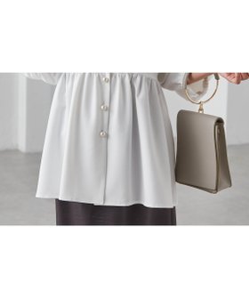 【ラナン/Ranan】のRANAN/【セットアップ対応】パールボタンペプラムブラウス 人気、トレンドファッション・服の通販 founy(ファニー) ファッション Fashion レディースファッション WOMEN トップス・カットソー Tops/Tshirt シャツ/ブラウス Shirts/Blouses ウォッシャブル Washable 切替 Switching ジャケット Jacket ストレッチ Stretch スリーブ Sleeve スーツ Suit セットアップ Set Up 定番 Standard パール Pearl フロント Front ペプラム Peplum ポケット Pocket エレガント 上品 Elegant 入学式 Entrance Ceremony 卒業式 Graduation Ceremony 結婚式 Wedding Ceremony |ID:prp329100004561440