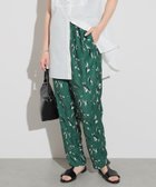 【ビームス ハート/BEAMS HEART】のペイントプリント テーパードパンツ 人気、トレンドファッション・服の通販 founy(ファニー) ファッション Fashion レディースファッション WOMEN パンツ Pants ウェーブ Wave グラフィック Graphic 今季 This Season シンプル Simple プリント Print リラックス Relax おすすめ Recommend 夏 Summer thumbnail GREEN|ID: prp329100004561457 ipo3291000000032252176