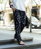 【ビームス ハート/BEAMS HEART】のペイントプリント テーパードパンツ 人気、トレンドファッション・服の通販 founy(ファニー) ファッション Fashion レディースファッション WOMEN パンツ Pants ウェーブ Wave グラフィック Graphic 今季 This Season シンプル Simple プリント Print リラックス Relax おすすめ Recommend 夏 Summer thumbnail NAVY|ID: prp329100004561457 ipo3291000000032252179