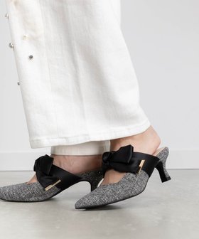 【ランダ/RANDA】のビッグサテンリボンミュール 人気、トレンドファッション・服の通販 founy(ファニー) ファッション Fashion レディースファッション WOMEN サテン Satin スクエア Square ミックス Mix リボン Ribbon エレガント 上品 Elegant |ID:prp329100004561556