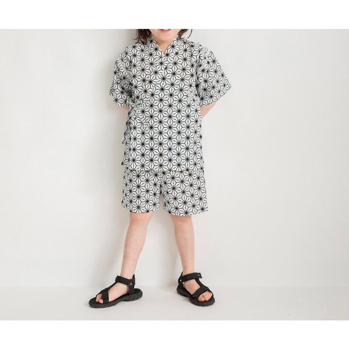 【ブランシェス/branshes / KIDS】の【キッズ】甚平 インテリア・キッズ・メンズ・レディースファッション・服の通販 founy(ファニー) https://founy.com/ ファッション Fashion キッズファッション KIDS Children’s Clothing グラフィック Graphic スタイリッシュ Stylish ベビー Baby モダン Modern モノトーン Monotone おすすめ Recommend 夏 Summer |ID: prp329100004561646 ipo3291000000032607477