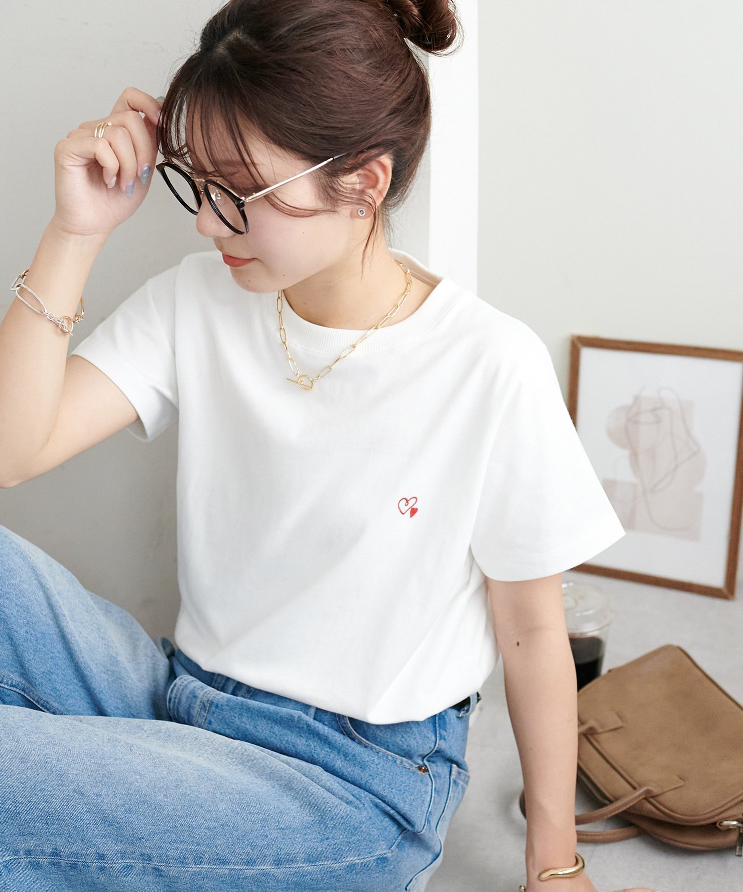【ディスコート/Discoat】の【9色展開】線抜きハート刺繍コンパクト半袖Tシャツ《WEB限定》 インテリア・キッズ・メンズ・レディースファッション・服の通販 founy(ファニー) 　ファッション　Fashion　レディースファッション　Fashion for Women　トップス・カットソー　Cut & Sew Tops　シャツ・ブラウス・オフィスカジュアル　Elegant Blouses & Button-Ups　ロングTシャツ・Tシャツ　Longline T-Shirts & Tees　インナー　Innerwear　コンパクト　Compact, Small Size　シンプル　Simple, Minimal　ベーシック　Basic, Essential　ロング　Long, Long-Length　半袖　Short Sleeve, Half Sleeve　ホワイトその他1|ID: prp329100004561724 ipo3291000000033569982