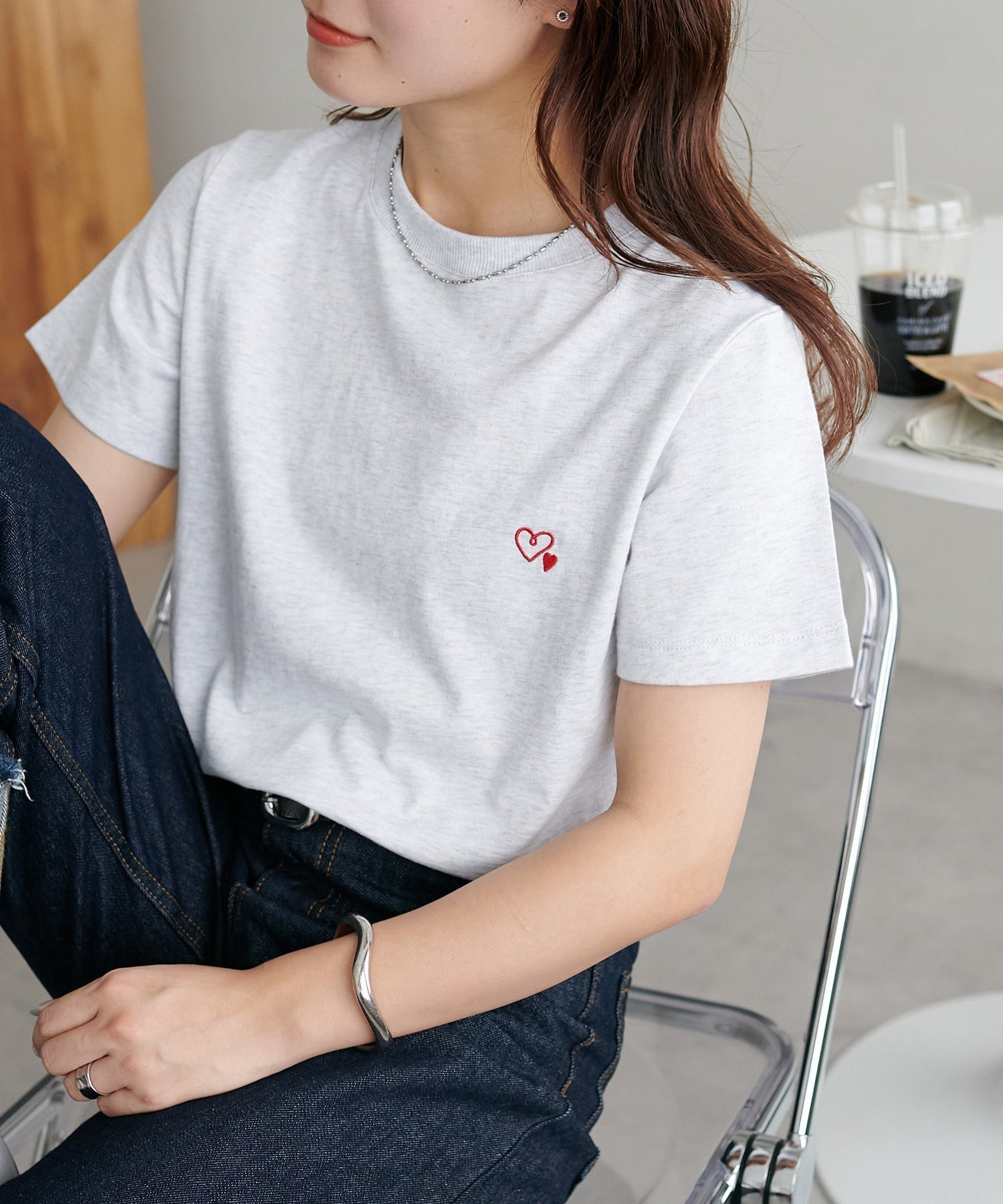 【ディスコート/Discoat】の【9色展開】線抜きハート刺繍コンパクト半袖Tシャツ《WEB限定》 インテリア・キッズ・メンズ・レディースファッション・服の通販 founy(ファニー) 　ファッション　Fashion　レディースファッション　Fashion for Women　トップス・カットソー　Cut & Sew Tops　シャツ・ブラウス・オフィスカジュアル　Elegant Blouses & Button-Ups　ロングTシャツ・Tシャツ　Longline T-Shirts & Tees　インナー　Innerwear　コンパクト　Compact, Small Size　シンプル　Simple, Minimal　ベーシック　Basic, Essential　ロング　Long, Long-Length　半袖　Short Sleeve, Half Sleeve　エクリュ|ID: prp329100004561724 ipo3291000000033569990