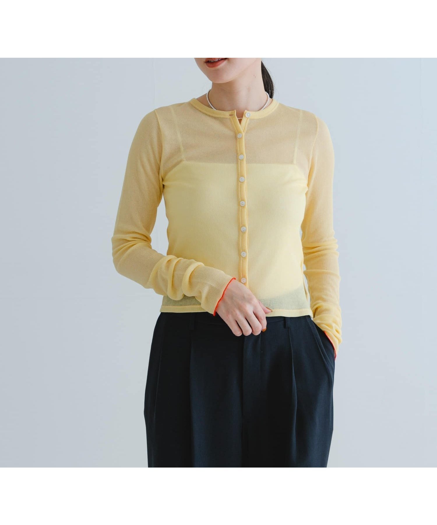 【アーバンリサーチ/URBAN RESEARCH】の『MADE IN JAPAN』シアーテレコショートカーディガン インテリア・キッズ・メンズ・レディースファッション・服の通販 founy(ファニー) 　ファッション　Fashion　レディースファッション　WOMEN　トップス・カットソー　Tops/Tshirt　カーディガン　Cardigans　2025年　2025　2025春夏・S/S　Ss,Spring/Summer,2025　カーディガン　Cardigan　コンパクト　Compact　シアー　Sheer　シンプル　Simple　トレンド　Trend　今季　This Season　夏　Summer　日本製　Made In Japan　S/S・春夏　Ss・Spring/Summer　BUTTER|ID: prp329100004561845 ipo3291000000032255844