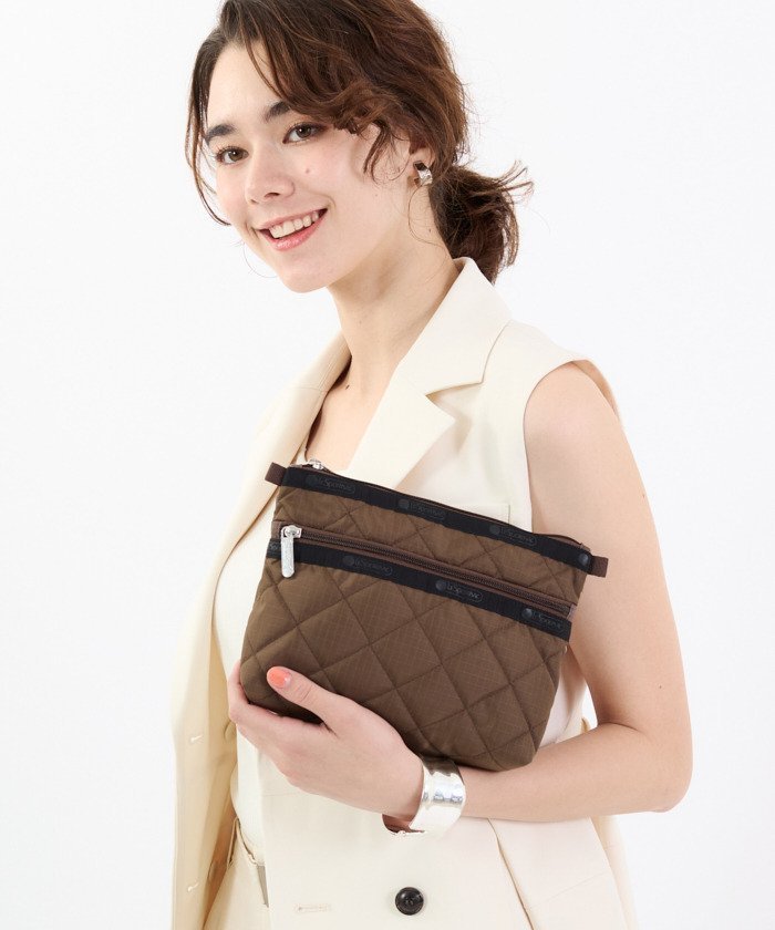 【レスポートサック/LeSportsac】の【公式】レスポートサック コラボ(ポーチ) 1603LC92 LeSportsac 人気、トレンドファッション・服の通販 founy(ファニー) 　ファッションモデル・俳優・女優　Models　女性　Women　神崎恵　Kanzaki Megumi　ファッション　Fashion　レディースファッション　WOMEN　ポーチ　Pouches　スポーツウェア　Sportswear　スポーツ バッグ/ポーチ　Sports Bag/Pouch　キルティング　Quilting　コラボ　Collaboration　ネイル　Nail　ベーシック　Basic　ポケット　Pocket　ポーチ　Pouch　リップ　Lip　おすすめ　Recommend　旅行　Travel　 other-1|ID: prp329100004561990 ipo3291000000032256724