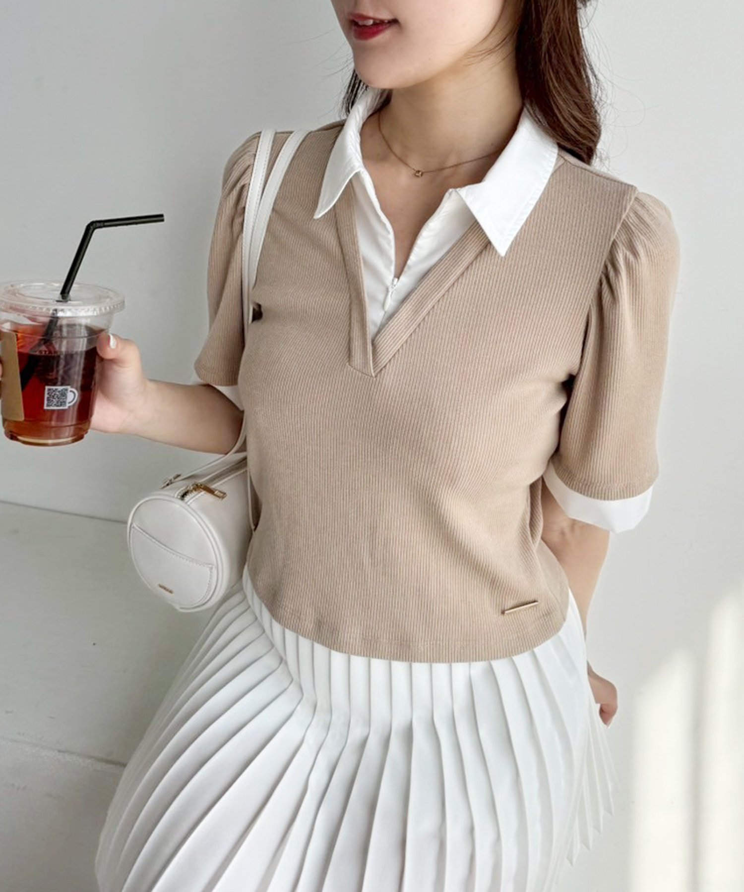 【ナイスクラップ/NICE CLAUP】のnewシャツレイヤードトップス インテリア・キッズ・メンズ・レディースファッション・服の通販 founy(ファニー) 　ファッション　Fashion　レディースファッション　WOMEN　トップス・カットソー　Tops/Tshirt　シャツ/ブラウス　Shirts/Blouses　おすすめ　Recommend　スニーカー　Sneakers　スリーブ　Sleeve　フィット　Fit　プリーツ　Pleats　ボトム　Bottom　厚底　Platforms　夏　Summer　ベージュ|ID: prp329100004562788 ipo3291000000032334028