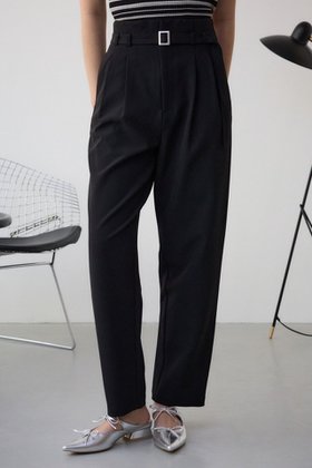 【アズール バイ マウジー/AZUL by moussy】のベルトタックテーパードパンツ 人気、トレンドファッション・服の通販 founy(ファニー) ファッション Fashion レディースファッション WOMEN パンツ Pants ベルト Belts おすすめ Recommend シンプル Simple セットアップ Set Up ベーシック Basic |ID:prp329100004562806