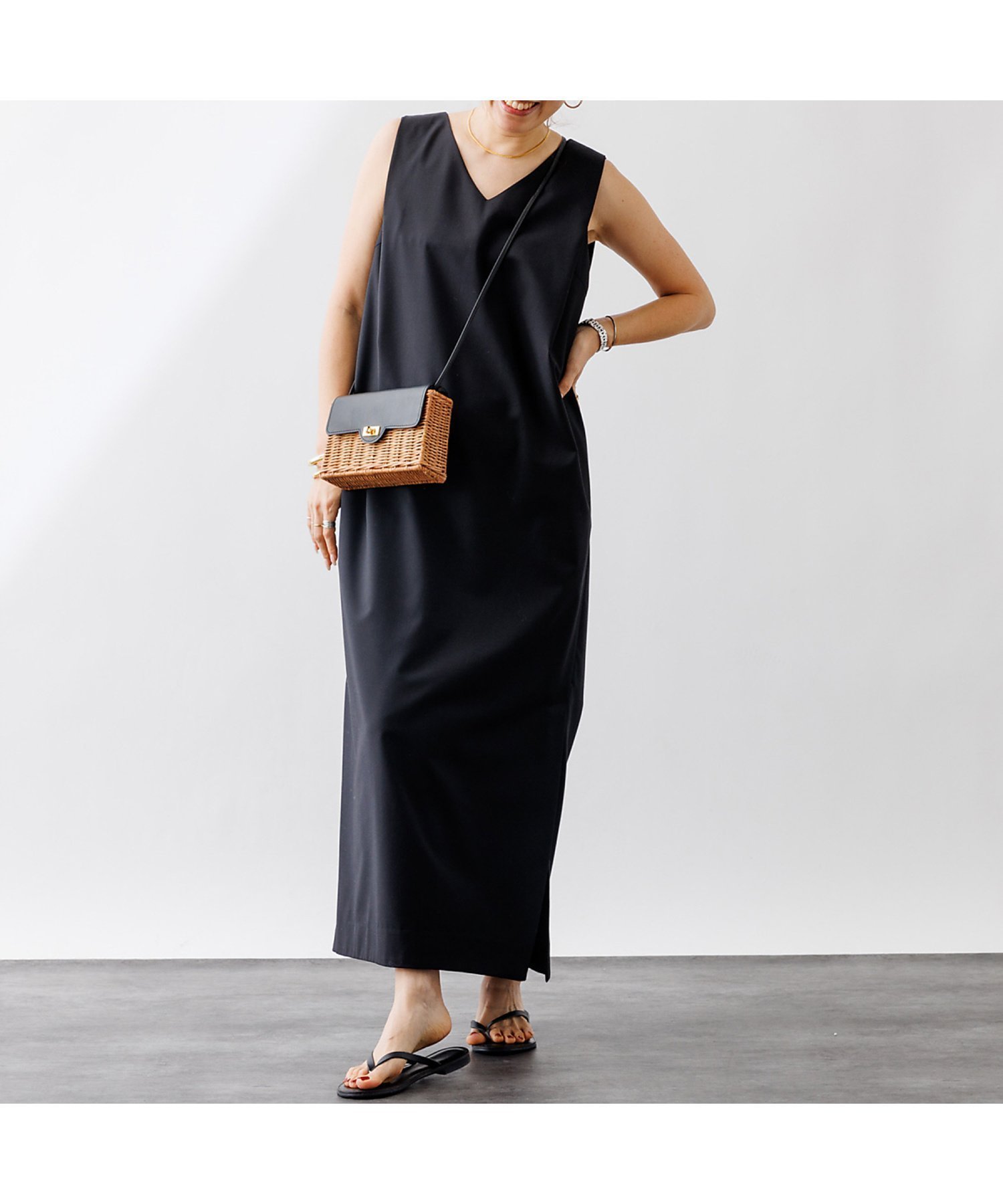 【ルージュヴィフラクレ/Rouge vif la cle】のバックドレープワンピース インテリア・キッズ・メンズ・レディースファッション・服の通販 founy(ファニー) 　ファッション　Fashion　レディースファッション　Fashion for Women　ワンピース　Dresses　シンプル　Simple, Minimal　ドレープ　Drape, Draping Fabric　ノースリーブ　Sleeveless, No-Sleeve　夏　Summer　ブラック|ID: prp329100004562866 ipo3291000000033828477