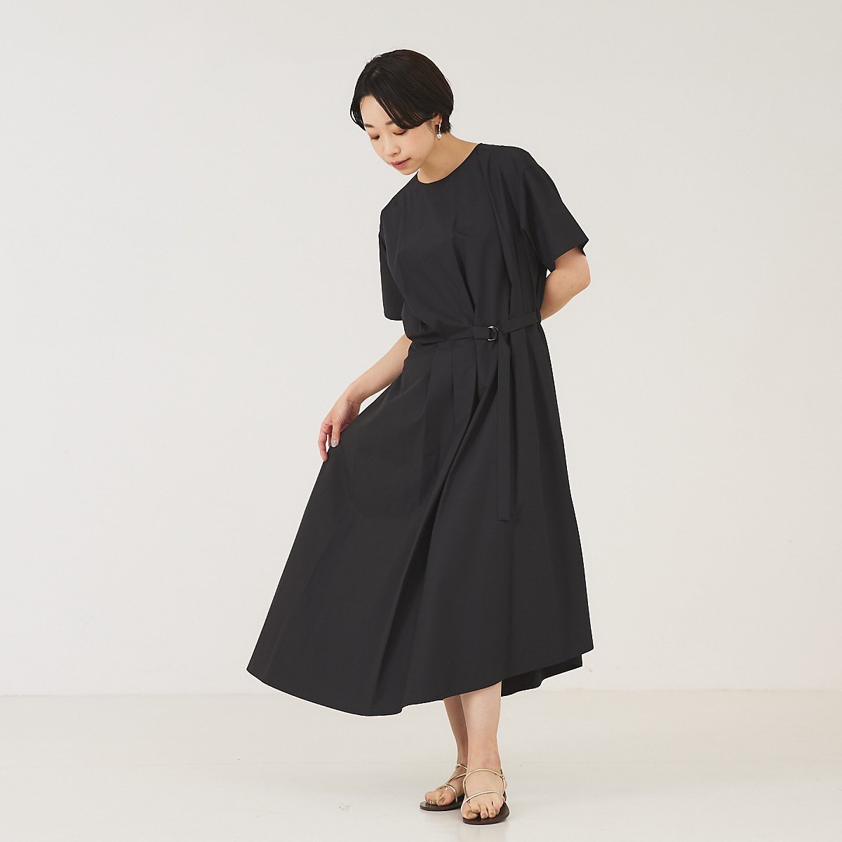 【カリテ/qualite】のタイプライタードローワンピース インテリア・キッズ・メンズ・レディースファッション・服の通販 founy(ファニー) 　ファッション　Fashion　レディースファッション　WOMEN　ワンピース　Dress　おすすめ　Recommend　アシンメトリー　Asymmetry　ストライプ　Stripe　フェミニン　Feminine　夏　Summer　ブラック|ID: prp329100004562903 ipo3291000000032264219