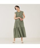 【カリテ/qualite】のソフトタフタティアードワンピース カーキ|ID: prp329100004562939 ipo3291000000032264492