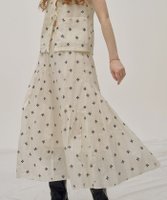 【フリークスストア/FREAK'S STORE】のインド 小花柄刺繍 ランダムティアードスカート セットアップ対応 25SS 人気、トレンドファッション・服の通販 founy(ファニー) ファッション Fashion レディースファッション Ladies' Fashion Online セットアップ Setup スカート Skirt スカート Skirt ティアードスカート Tiered Skirts 2025年 2025 2025春夏・S/S Ss,Spring/Summer,2025 おすすめ Recommend インド India セットアップ Set Up デニム Denim フレア Flare ベスト Vest ランダム Random リボン Ribbon 夏 Summer S/S・春夏 Ss・Spring/Summer |ID:prp329100004562958