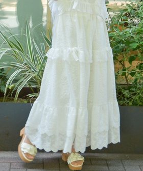 【アクシーズファム/axes femme】のティアードコットンレーススカート 人気、トレンドファッション・服の通販 founy(ファニー) ファッション Fashion レディースファッション WOMEN スカート Skirt おすすめ Recommend シンプル Simple ストライプ Stripe フェミニン Feminine フリル Frills モチーフ Motif リボン Ribbon レース Race ローズ Rose |ID:prp329100004562994