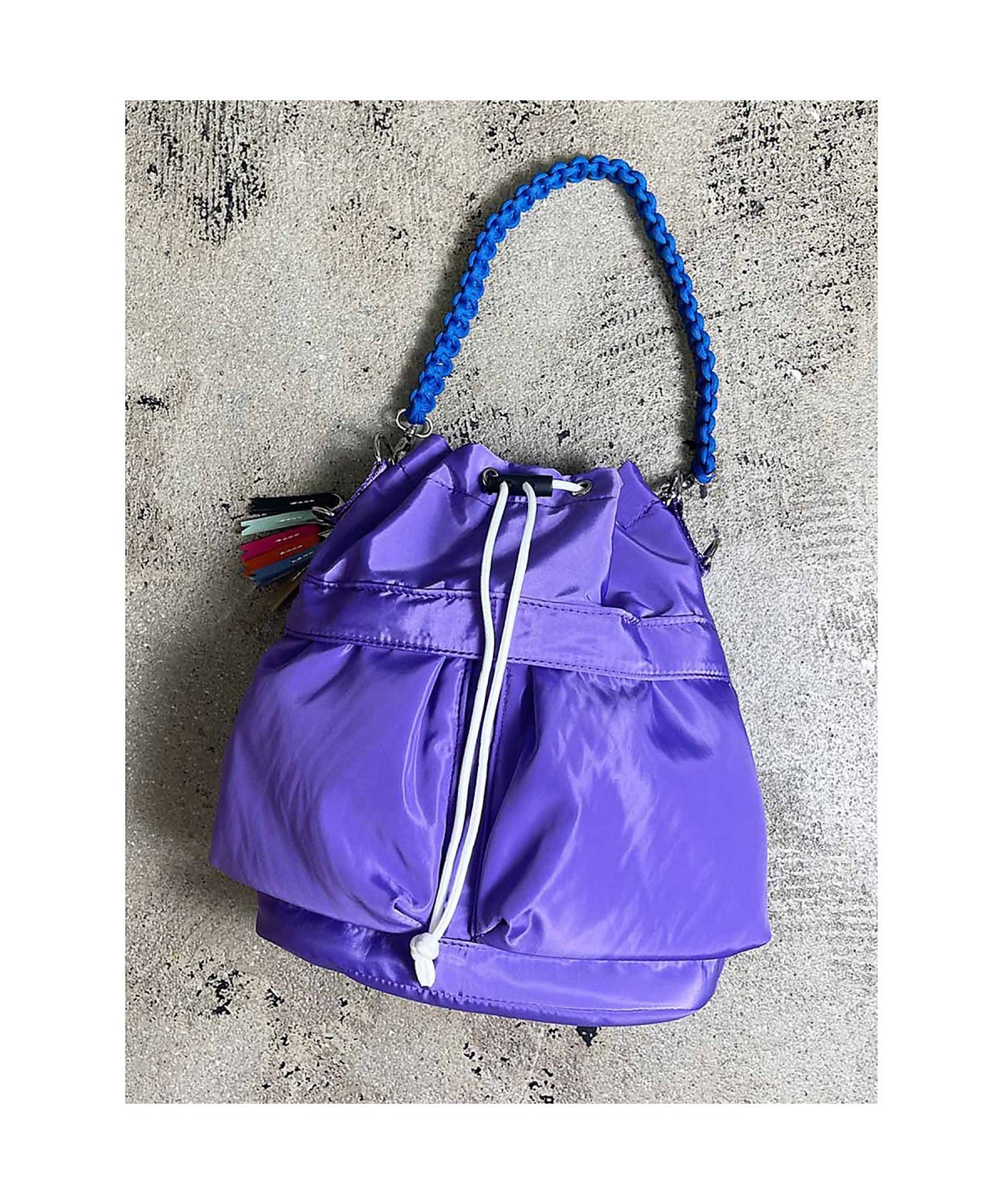 【ルージュヴィフラクレ/Rouge vif la cle】の【cheek / チーク】kinchaku code 2 way tote / インテリア・キッズ・メンズ・レディースファッション・服の通販 founy(ファニー) 　ファッション　Fashion　レディースファッション　WOMEN　バッグ　Bag　カラフル　Colorful　クラシック　Classic　巾着　Purse　軽量　Lightweight　ショルダー　Shoulder　ポケット　Pocket　旅行　Travel　ビジネス 仕事 通勤　Business　パープル|ID: prp329100004563014 ipo3291000000032265275