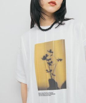 【ケービーエフ/KBF / URBAN RESEARCH】のピンタックフォトプリントTEE 人気、トレンドファッション・服の通販 founy(ファニー) ファッション Fashion レディースファッション WOMEN 2025年 2025 2025春夏・S/S Ss,Spring/Summer,2025 シェイプ Shape ハーフ Half フロント Front プリント Print 夏 Summer S/S・春夏 Ss・Spring/Summer |ID:prp329100004563020