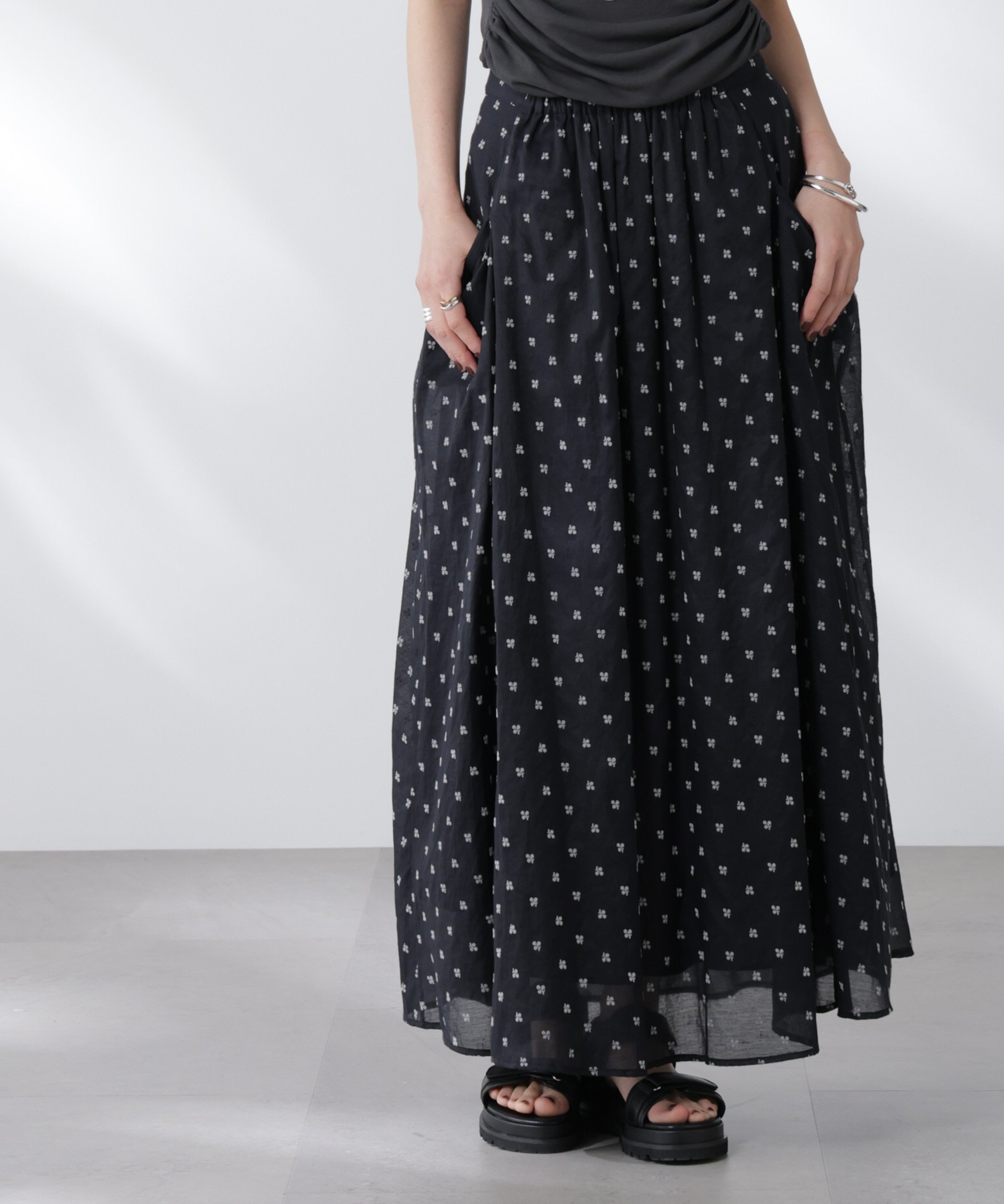 【ナノ ユニバース/nano universe】のmade in india コットンフロッキーフラワースカート 人気、トレンドファッション・服の通販 founy(ファニー) 　ファッション　Fashion　レディースファッション　WOMEN　スカート　Skirt　エアリー　Airy　ギャザー　Gather　シアー　Sheer　シンプル　Simple　プリント　Print　ポケット　Pocket　 other-1|ID: prp329100004563083 ipo3291000000032266151