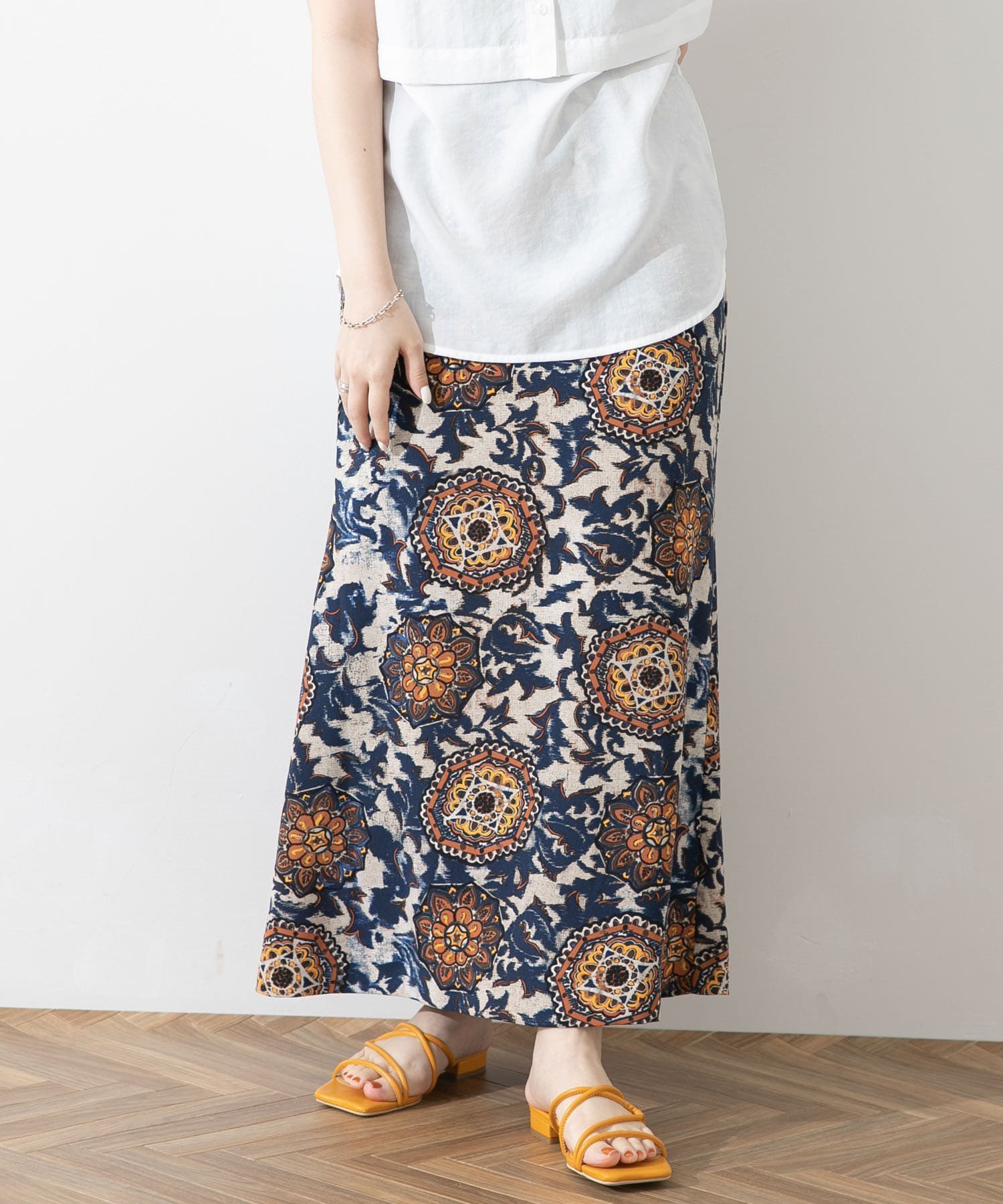 【センスオブプレイス/SENSE OF PLACE by URBAN RESEARCH】のプリントマーメイドスカート インテリア・キッズ・メンズ・レディースファッション・服の通販 founy(ファニー) 　ファッション　Fashion　レディースファッション　WOMEN　スカート　Skirt　イタリア　Italy　フレア　Flare　夏　Summer　春　Spring　S/S・春夏　Ss・Spring/Summer　NVY×O.WHT|ID: prp329100004563133 ipo3291000000032266577
