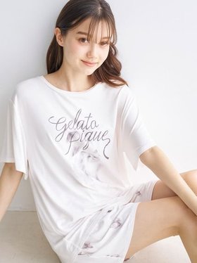 【ジェラート ピケ/gelato pique】のCAT柄ワンポイントTシャツ 人気、トレンドファッション・服の通販 founy(ファニー) ファッション Fashion レディースファッション WOMEN トップス・カットソー Tops/Tshirt シャツ/ブラウス Shirts/Blouses ロング / Tシャツ T-Shirts おすすめ Recommend プリント Print ボトム Bottom モノトーン Monotone ラベンダー Lavender リボン Ribbon ワンポイント One Point エレガント 上品 Elegant 猫 Cat |ID:prp329100004563154