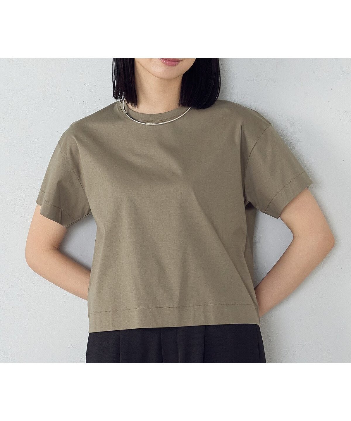 【コムサイズム/COMME CA ISM】のボックスシルエット クロップド丈 Tシャツ インテリア・キッズ・メンズ・レディースファッション・服の通販 founy(ファニー) 　ファッション　Fashion　レディースファッション　WOMEN　トップス・カットソー　Tops/Tshirt　シャツ/ブラウス　Shirts/Blouses　ロング / Tシャツ　T-Shirts　クロップド　Cropped　コンパクト　Compact　シンプル　Simple　ダブル　Double　バランス　Balance　ボックス　Box　ボトム　Bottom　おすすめ　Recommend　エレガント 上品　Elegant　カーキ|ID: prp329100004563182 ipo3291000000032267164