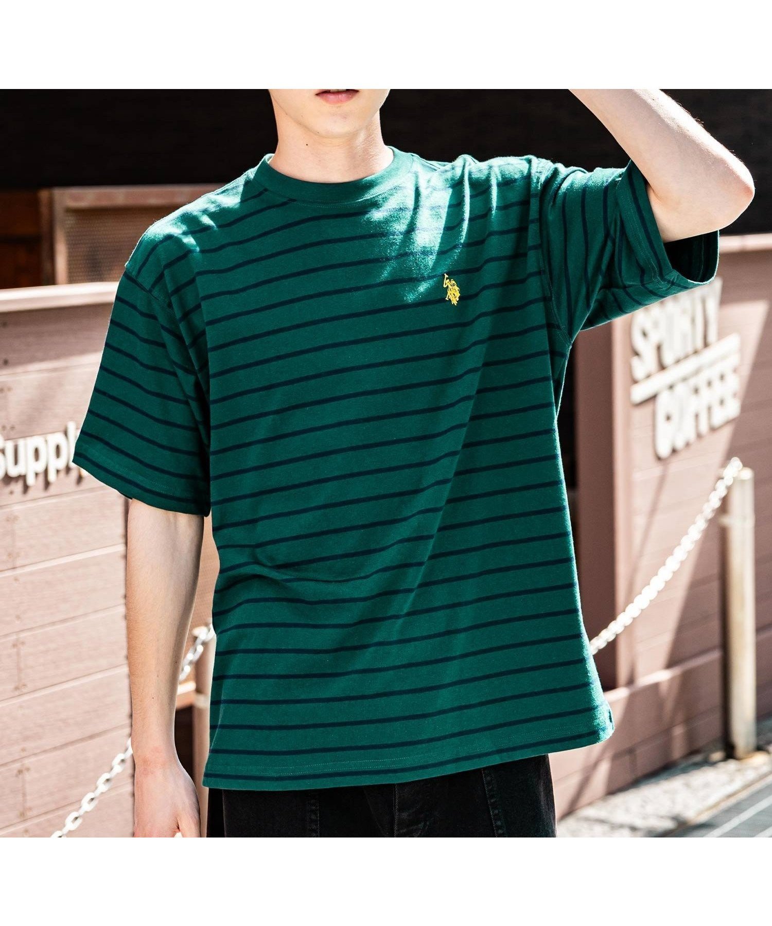 【ロッキーモンロー/Rocky Monroe】のU.S. POLO ASSN. ワンポイントロゴ半袖Tシャツ インテリア・キッズ・メンズ・レディースファッション・服の通販 founy(ファニー) 　ファッション　Fashion　レディースファッション　Fashion for Women　トップス・カットソー　Cut & Sew Tops　シャツ・ブラウス・オフィスカジュアル　Elegant Blouses & Button-Ups　ロングTシャツ・Tシャツ　Longline T-Shirts & Tees　シンプル　Simple, Minimal　バランス　Balance, Style Balance　パターン　Pattern, Design Print　フォルム　Silhouette, Form　フロント　Front, Front Design　プリント　Print, Printed Pattern　ボーダー　Border, Stripe　ポケット　Pocket, Pocket Detail　半袖　Short Sleeve, Half Sleeve　メンズ　Men's, Menswear　リラックス　Relax, Relaxed Fit　ワンポイント　One Point, Statement Accent　再入荷　Restock / Back in Stock　おすすめ　Recommended / Our Picks　B.ダークグリーン|ID: prp329100004563202 ipo3291000000033595374