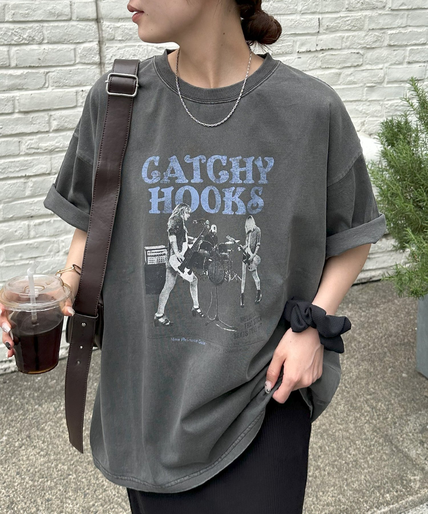 【ディスコート/Discoat】の【ユニセックス】ヴィンテージロックTシャツ インテリア・キッズ・メンズ・レディースファッション・服の通販 founy(ファニー) 　ファッション　Fashion　レディースファッション　WOMEN　トップス・カットソー　Tops/Tshirt　シャツ/ブラウス　Shirts/Blouses　ロング / Tシャツ　T-Shirts　コンパクト　Compact　フロント　Front　プリント　Print　ヴィンテージ　Vintage　チャコールグレー|ID: prp329100004563445 ipo3291000000032270625