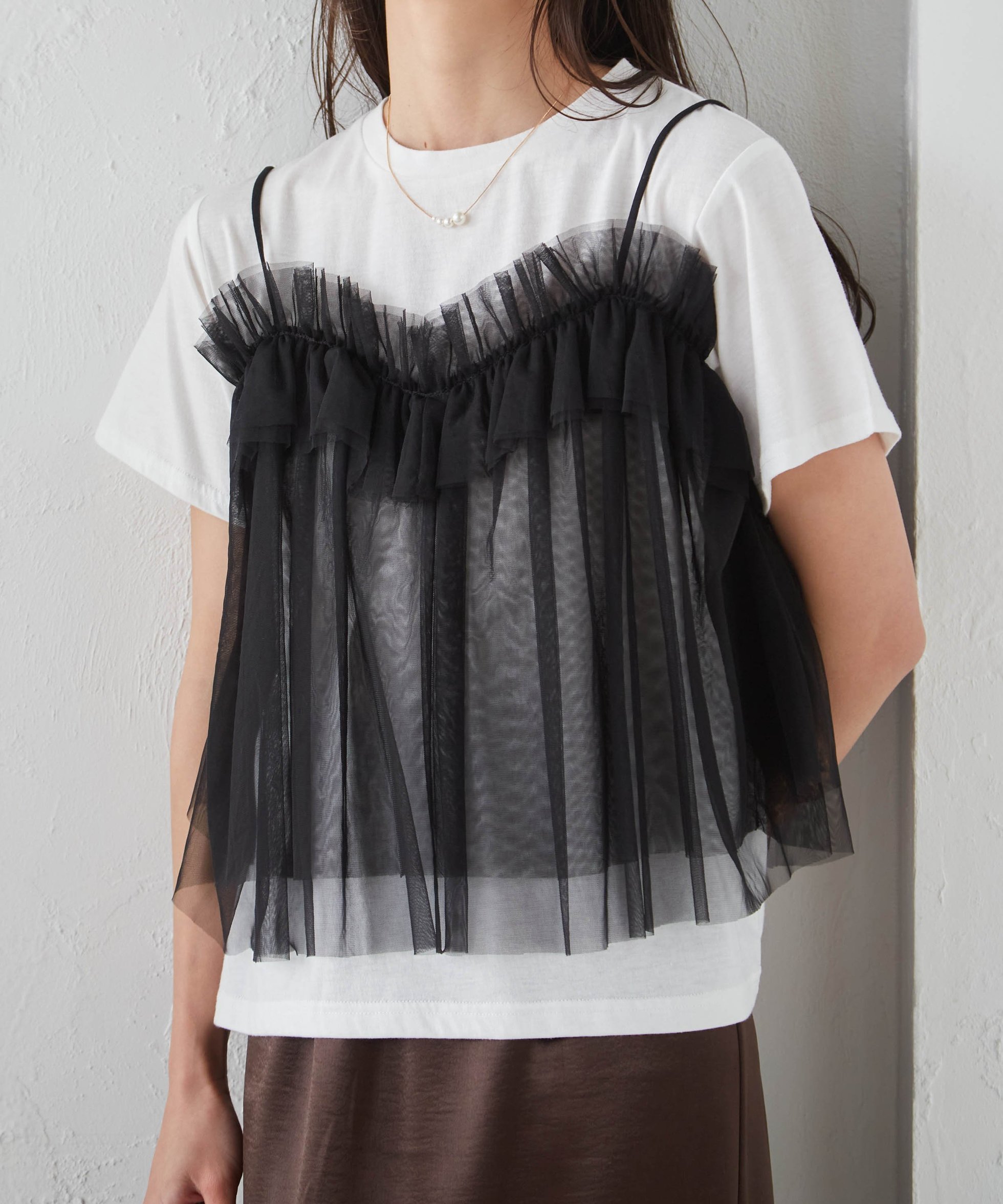 【ラナン/Ranan】のRANAN/チュールビスチェドッキングTシャツ インテリア・キッズ・メンズ・レディースファッション・服の通販 founy(ファニー) 　ファッション　Fashion　レディースファッション　WOMEN　トップス・カットソー　Tops/Tshirt　シャツ/ブラウス　Shirts/Blouses　ロング / Tシャツ　T-Shirts　ビスチェ　Bustier　インナー　Inner　シアー　Sheer　チュール　Tulle　デニム　Denim　フェミニン　Feminine　フリル　Frills　ポケット　Pocket　半袖　Short Sleeve　ホワイト/ブラック|ID: prp329100004563450 ipo3291000000032270679