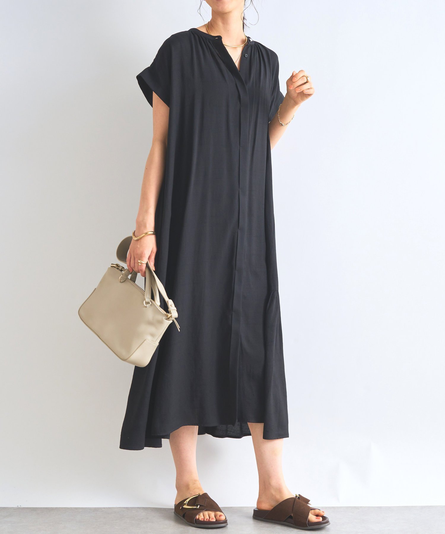【アンディコール/un dix cors】の《デイリーに活躍》フレンチスリーブワンピース インテリア・キッズ・メンズ・レディースファッション・服の通販 founy(ファニー) 　ファッション　Fashion　レディースファッション　WOMEN　ワンピース　Dress　ウェーブ　Wave　春　Spring　カットソー　Cut And Sew　サンダル　Sandals　シューズ　Shoes　ストレート　Straight　スニーカー　Sneakers　スリーブ　Sleeve　タンク　Tank　フレンチ　French　ベーシック　Basic　ポケット　Pocket　おすすめ　Recommend　ブラック|ID: prp329100004564003 ipo3291000000032275401