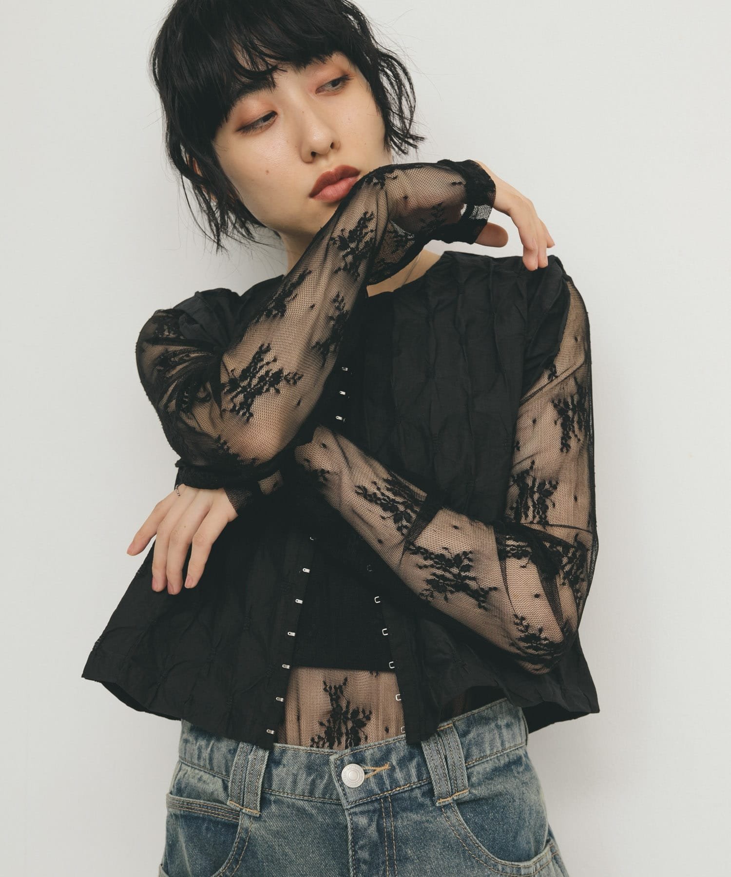 【ケービーエフ/KBF / URBAN RESEARCH】のシアーレースTEE インテリア・キッズ・メンズ・レディースファッション・服の通販 founy(ファニー) 　ファッション　Fashion　レディースファッション　WOMEN　2025年　2025　2025春夏・S/S　Ss,Spring/Summer,2025　インナー　Inner　ジャケット　Jacket　デニム　Denim　ベスト　Vest　レース　Race　切替　Switching　夏　Summer　S/S・春夏　Ss・Spring/Summer　BLACK|ID: prp329100004564009 ipo3291000000032329094