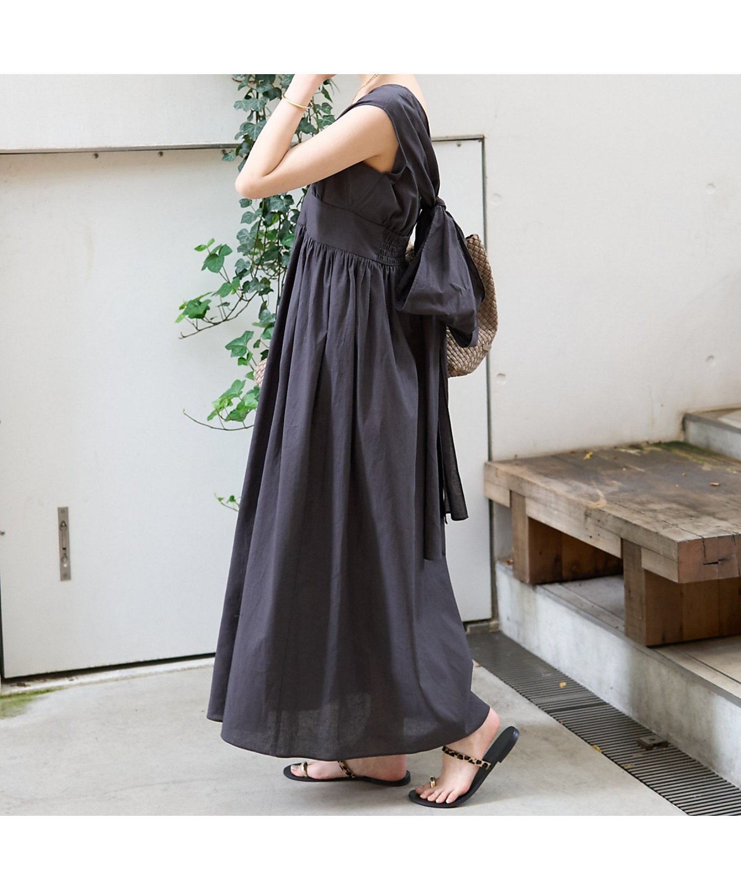 【ルージュヴィフラクレ/Rouge vif la cle】の麻混3WAYウエストリボンワンピース 人気、トレンドファッション・服の通販 founy(ファニー) 　ファッション　Fashion　レディースファッション　Fashion for Women　ワンピース　Dresses　おすすめ　Recommended / Our Picks　リゾート　Resort, Vacation Style　リネン　Linen, Linen Fabric　リボン　Ribbon, Bow　エレガント 上品　Elegant　夏　Summer　定番　Standard, Basic Item　ビジネス 仕事 通勤　Business / Work / Commuting　 other-1|ID: prp329100004564057 ipo3291000000032708498