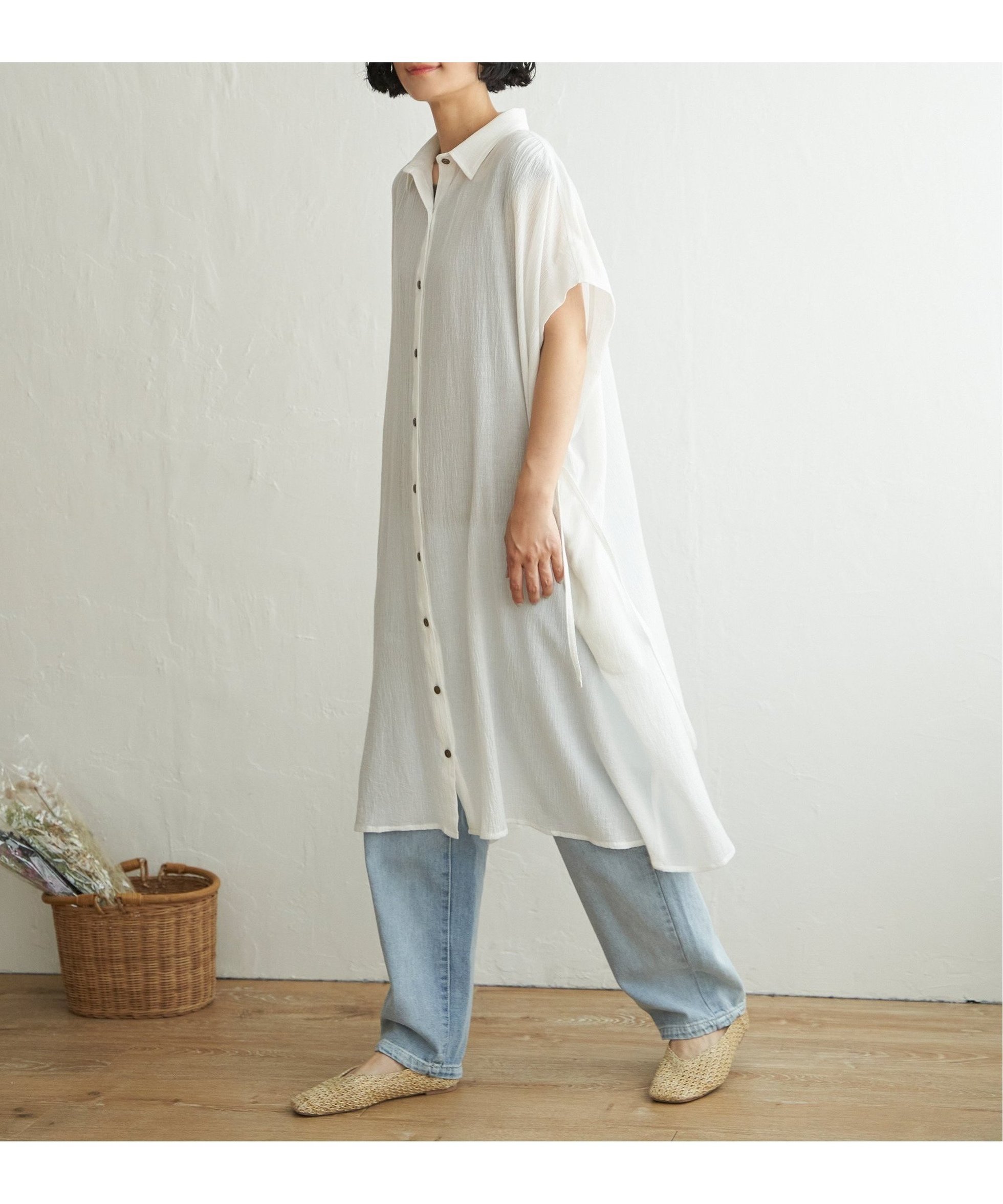【エルビーシー/LBC】のエアリーフレンチギャザーワンピース インテリア・キッズ・メンズ・レディースファッション・服の通販 founy(ファニー) 　ファッション　Fashion　レディースファッション　WOMEN　ワンピース　Dress　おすすめ　Recommend　シアー　Sheer　スリーブ　Sleeve　デニム　Denim　フレンチ　French　リラックス　Relax　ホワイト|ID: prp329100004564076 ipo3291000000032275950