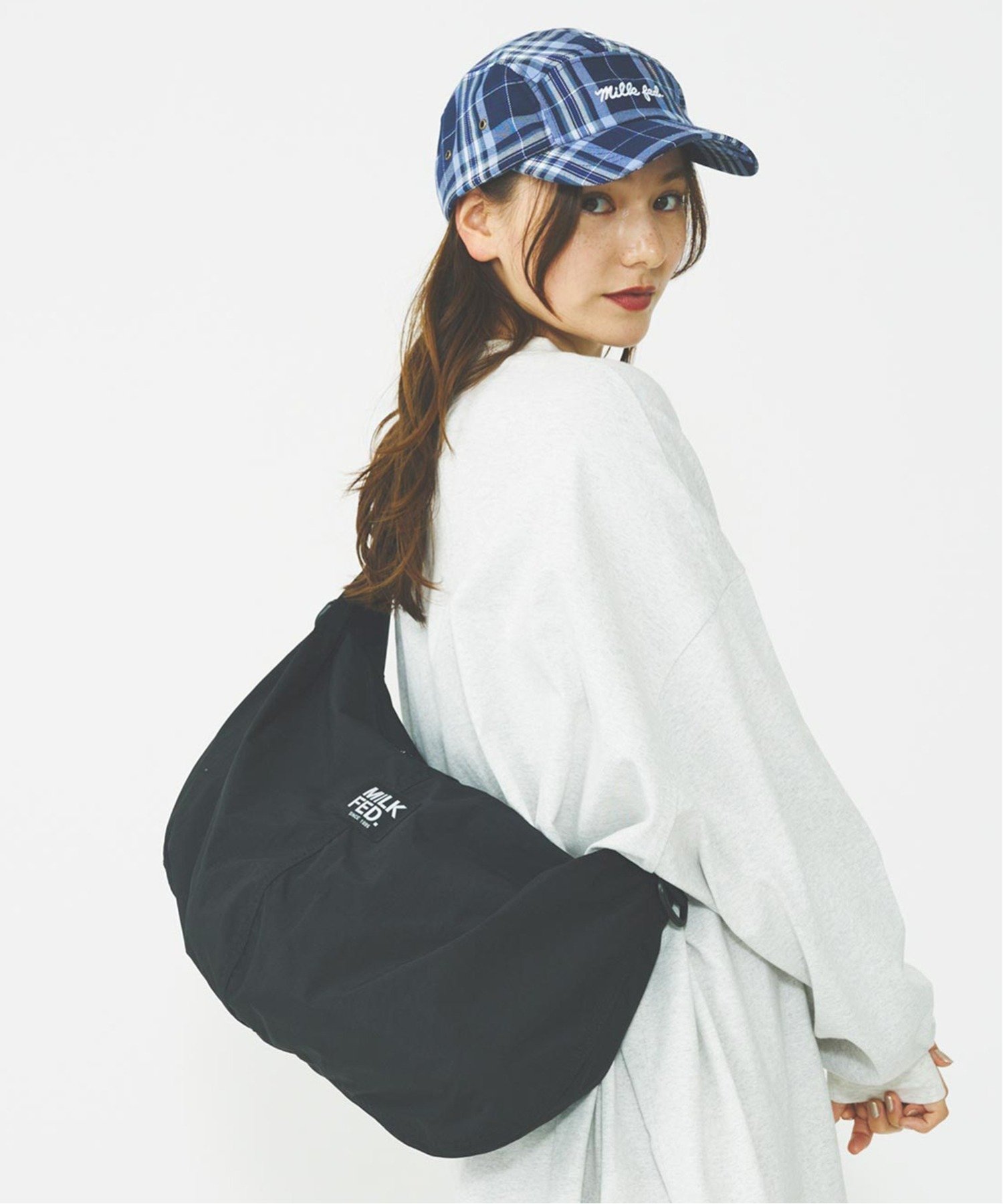 【ミルクフェド/MILKFED.】のHALF MOON SHOULDER BAG MILKFED. インテリア・キッズ・メンズ・レディースファッション・服の通販 founy(ファニー) 　ファッション　Fashion　レディースファッション　WOMEN　キーホルダー　Key Ring　ショルダー　Shoulder　スマホ　Smartphone　ポケット　Pocket　A/W・秋冬　Aw・Autumn/Winter・Fw・Fall-Winter　BLACK|ID: prp329100004564150 ipo3291000000032276743