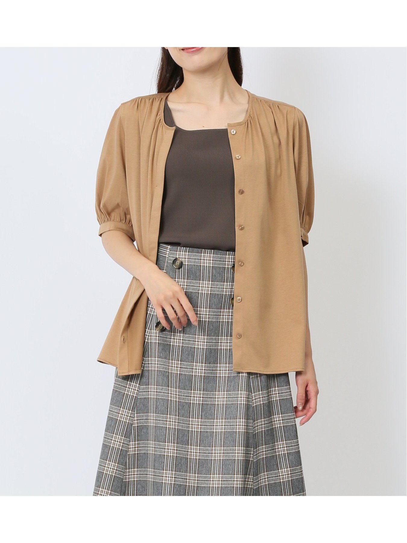 【タカキュー/TAKA-Q】の比翼 クルーネック 半袖ブラウソー インテリア・キッズ・メンズ・レディースファッション・服の通販 founy(ファニー) 　ファッション　Fashion　レディースファッション　WOMEN　トップス・カットソー　Tops/Tshirt　ウォッシャブル　Washable　秋　Autumn/Fall　カットソー　Cut And Sew　ギャザー　Gather　シルケット　Mercerization　ストレッチ　Stretch　ストレート　Straight　スリット　Slit　なめらか　Smooth　フィット　Fit　ベーシック　Basic　半袖　Short Sleeve　夏　Summer　エレガント 上品　Elegant　33ベージュ|ID: prp329100004564399 ipo3291000000032279600