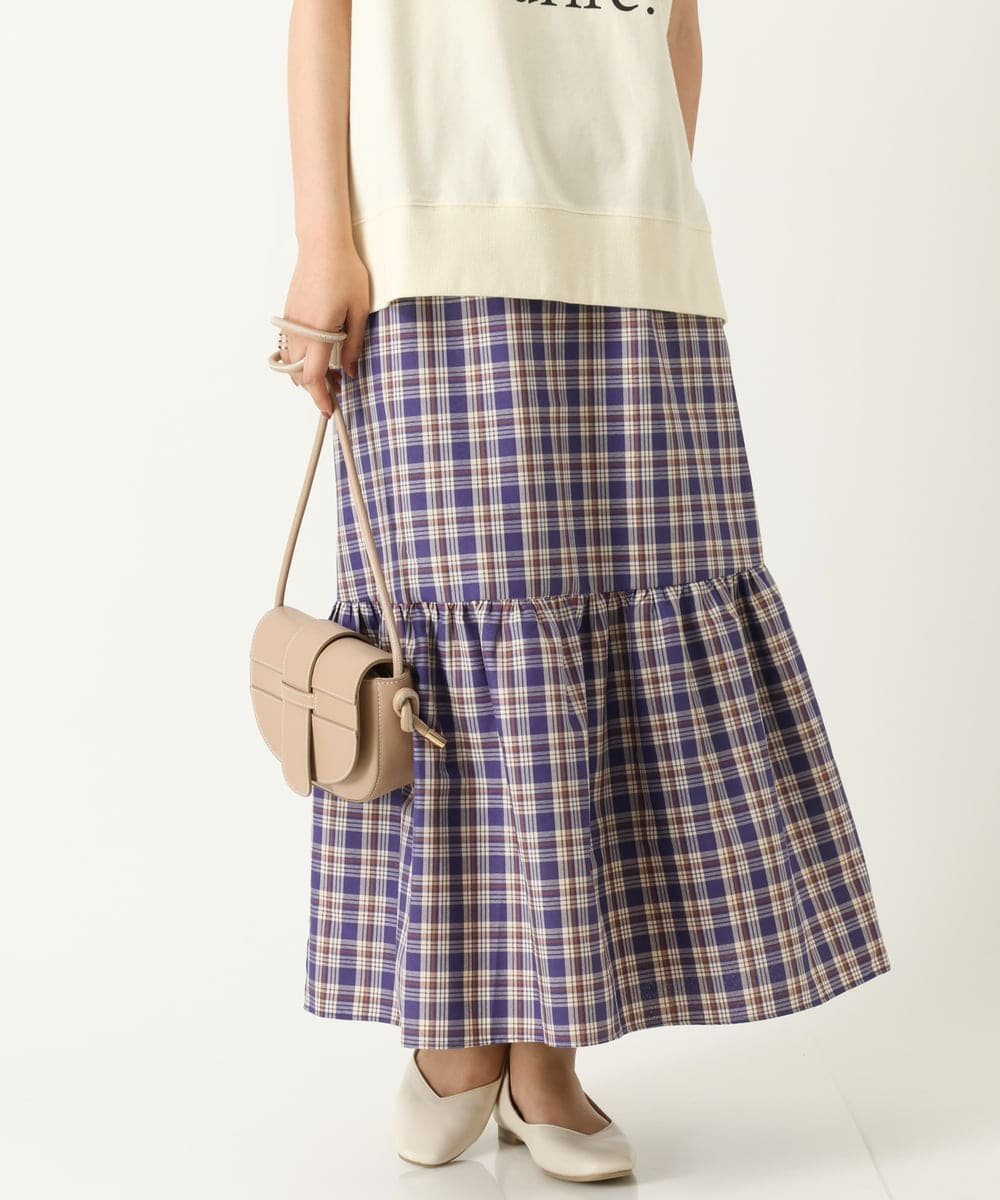 【アー ヴェー ヴェー/a.v.v】のチェック柄ティアードスカート 人気、トレンドファッション・服の通販 founy(ファニー) 　ファッション　Fashion　レディースファッション　Fashion for Women　スカート　Skirts　ティアードスカート　Tiered Skirts　カットソー　Cut and Sewn Top　サマー　Summer, Summer Style　シンプル　Simple, Minimal　チェック　Check, Plaid, Tartan　ティアードスカート　Tiered Skirt, Flounced Skirt　フロント　Front, Front Design　ミックス　Mix, Mixed Style　モノトーン　Monotone, Black and White　エレガント 上品　Elegant　再入荷　Restock / Back in Stock　夏　Summer　秋　Autumn　 other-1|ID: prp329100004564414 ipo3291000000032713382