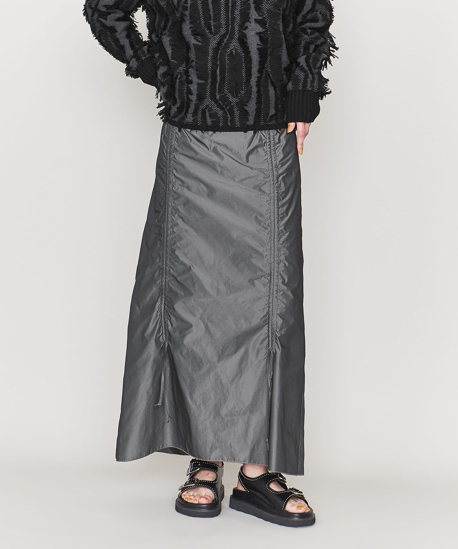 【その他のブランド/Other】のASTRAET タフタ タテドロー フレアスカート インテリア・キッズ・メンズ・レディースファッション・服の通販 founy(ファニー) 　ファッション　Fashion　レディースファッション　WOMEN　スカート　Skirt　Aライン/フレアスカート　Flared A-Line Skirts　ギャザー　Gather　シアー　Sheer　シャンブレー　Chambray　シャーリング　Shirring　スウェット　Sweat　ストリング　String　タフタ　Taffeta　パーカー　Hoodie　フェミニン　Feminine　フラット　Flat　フレア　Flare　ラッセル　Russell　DK.GRAY|ID: prp329100004564467 ipo3291000000032280060