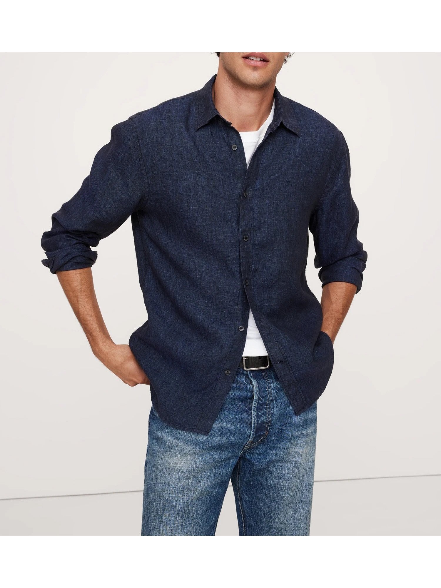 【バナナ リパブリック/BANANA REPUBLIC】のスタンダードフィット スタンダード リネンシャツ インテリア・キッズ・メンズ・レディースファッション・服の通販 founy(ファニー) 　ファッション　Fashion　レディースファッション　WOMEN　トップス・カットソー　Tops/Tshirt　シャツ/ブラウス　Shirts/Blouses　スタンダード　Standard　フィット　Fit　フロント　Front　リネン　Linen　NAVY|ID: prp329100004564714 ipo3291000000032325998